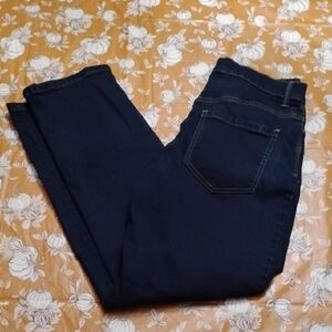 Gloria Vanderbilt Size 6 Straight Leg Amanda Style Dark Wash Denim Jeans Stretch